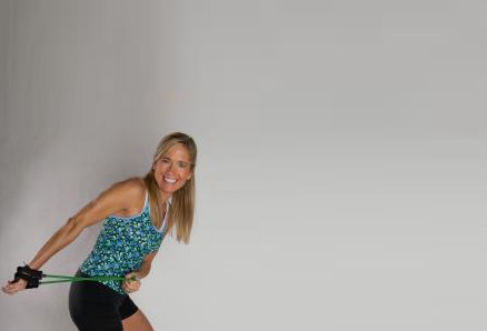 Sichelle Spadafora doing exercise.